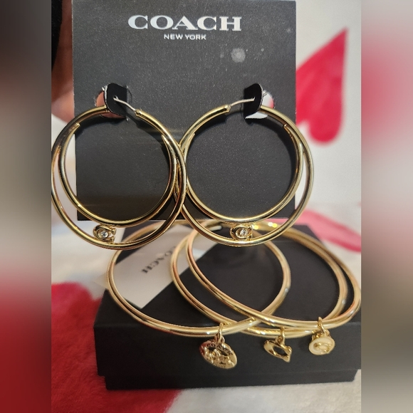 COACH Signature Charm Bangle trio and hoop earrings - Picture 1 of 7